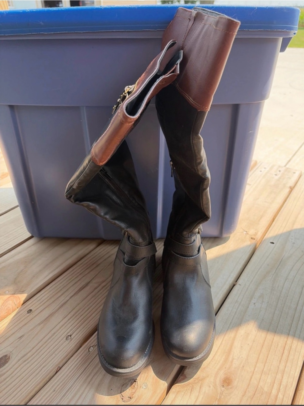 Kohl's Black and Brown Boots